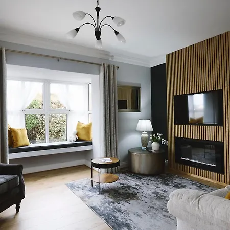 Apartment D Doolin